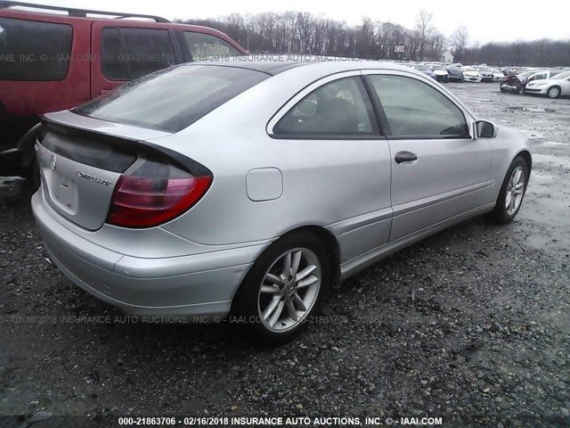 WDBRN40J93A434049 - 2003 MERCEDES-BENZ C 230K SPORT COUPE SILVER photo 4