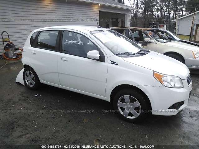 KL1TD6DE7BB136179 - 2011 CHEVROLET AVEO LS/LT 白色 照片 1