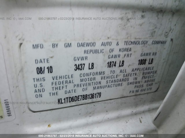 KL1TD6DE7BB136179 - 2011 CHEVROLET AVEO LS/LT 白色 照片 9