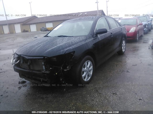 4T4BF3EKXBR092900 - 2011 TOYOTA CAMRY SE/LE/XLE BLACK photo 2