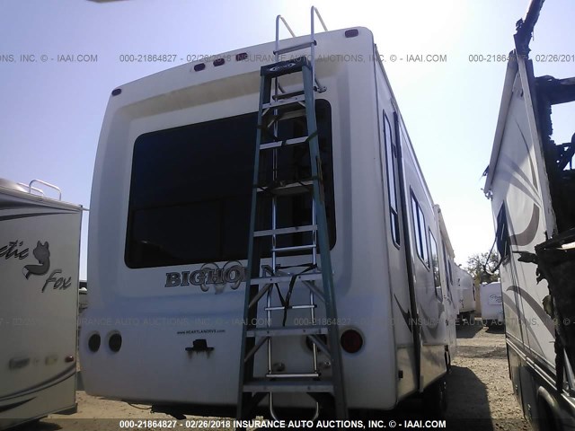 5SFGF36289E011820 - 2009 HEARTLAND BIGHORN 3670RL  WHITE photo 4