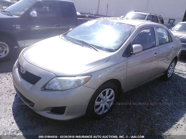 2T1BU40E79C122700 - 2009 TOYOTA COROLLA S/LE/XLE GOLD photo 2