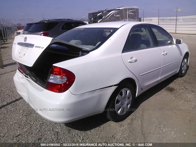 4T1BE32K53U148860 - 2003 TOYOTA CAMRY LE/XLE/SE WHITE photo 4