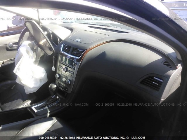1G1ZG5E7XCF211089 - 2012 CHEVROLET MALIBU LTZ 黑色 照片 5