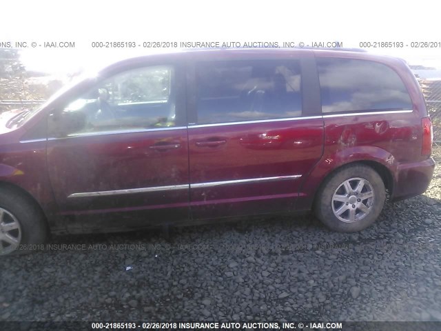 2C4RC1BGXCR400611 - 2012 CHRYSLER TOWN & COUNTRY TOURING RED photo 6