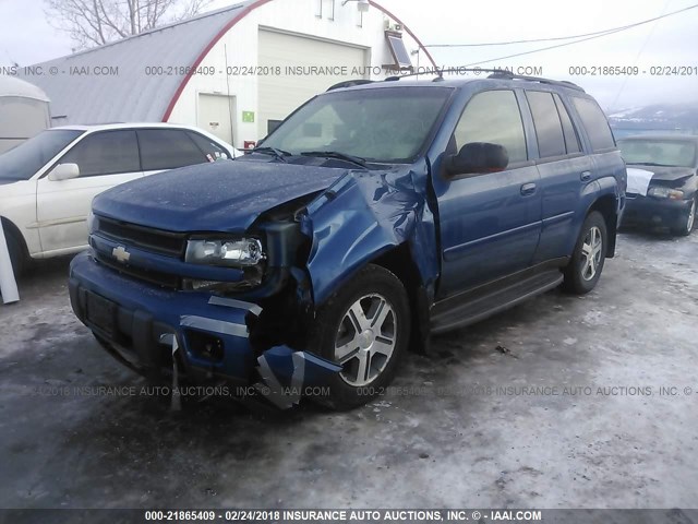 1GNDT13S552112016 - 2005 CHEVROLET TRAILBLAZER LS/LT BLUE photo 2