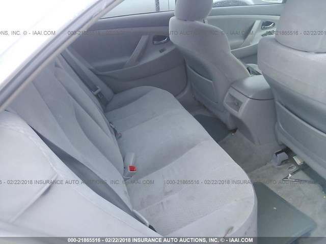 4T1BF3EK3AU520556 - 2010 TOYOTA CAMRY SE/LE/XLE WHITE photo 8