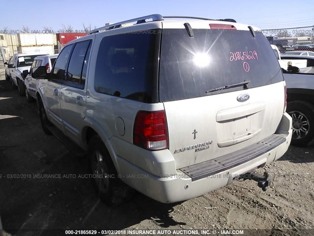 1FMFU19556LA33677 - 2006 FORD EXPEDITION LIMITED WHITE photo 3