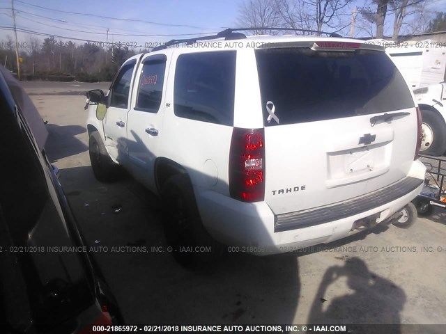 1GNFK13078J183223 - 2008 CHEVROLET TAHOE K1500 WHITE photo 3