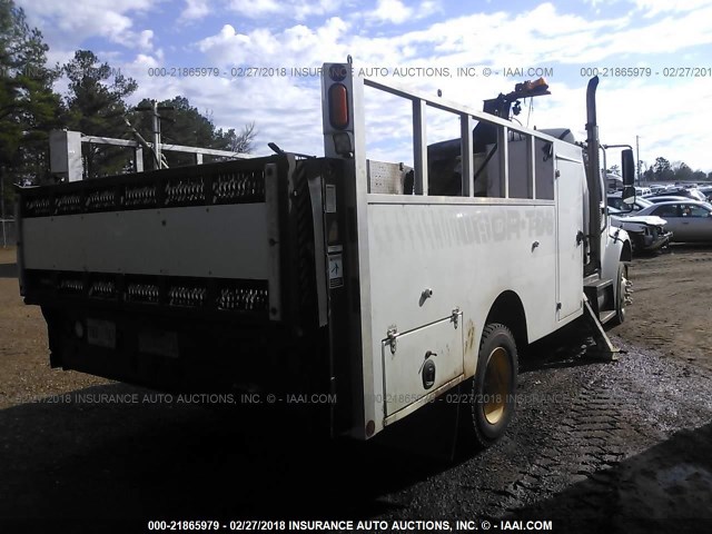 1FVACVDK98HAB4743 - 2008 FREIGHTLINER M2 106 MEDIUM DUTY WHITE photo 4