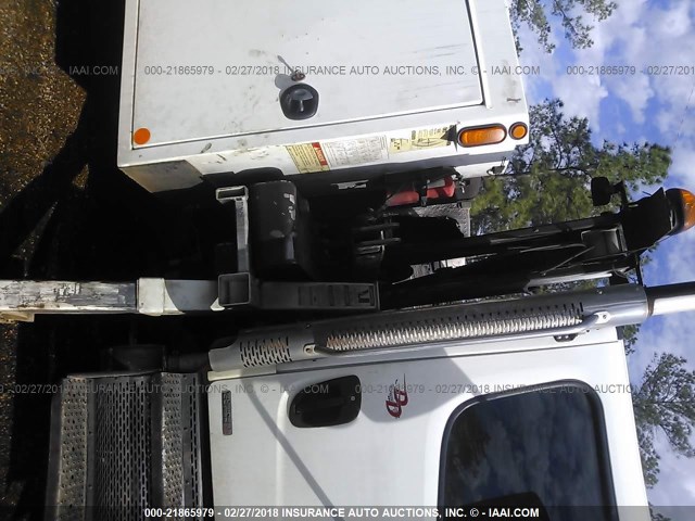 1FVACVDK98HAB4743 - 2008 FREIGHTLINER M2 106 MEDIUM DUTY WHITE photo 7