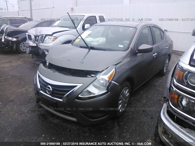 3N1CN7AP4FL869668 - 2015 NISSAN VERSA S/S PLUS/SV/SL SILVER photo 2