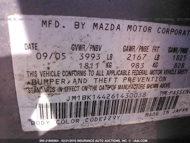 JM1BK144261430038 - 2006 MAZDA 3 HATCHBACK GRAY photo 9