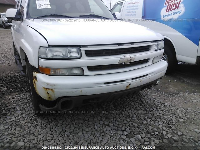 1GNEK13Z24R156808 - 2004 CHEVROLET TAHOE K1500 WHITE photo 6