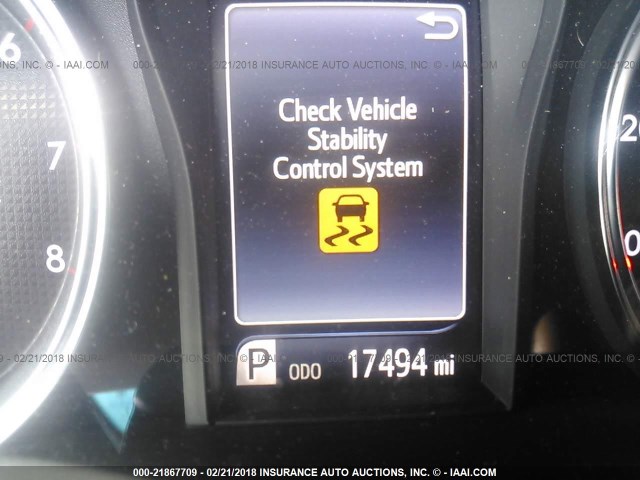 4T1BF1FK1HU361971 - 2017 TOYOTA CAMRY LE/XLE/SE/XSE WHITE photo 7