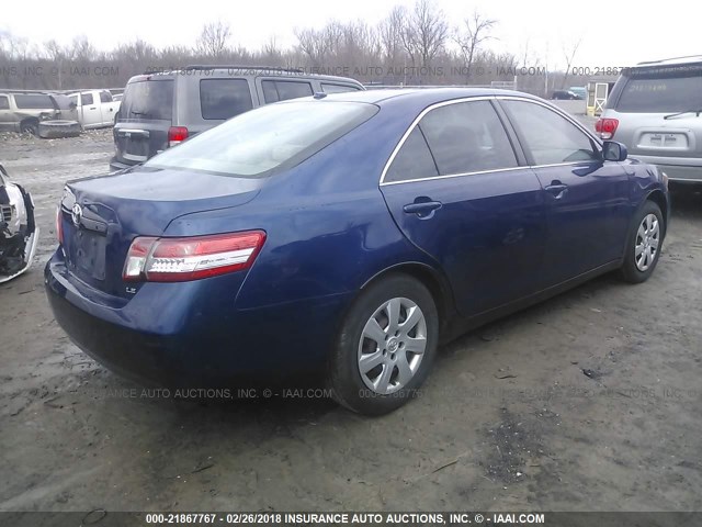 4T1BF3EK6BU684756 - 2011 TOYOTA CAMRY SE/LE/XLE BLUE photo 4