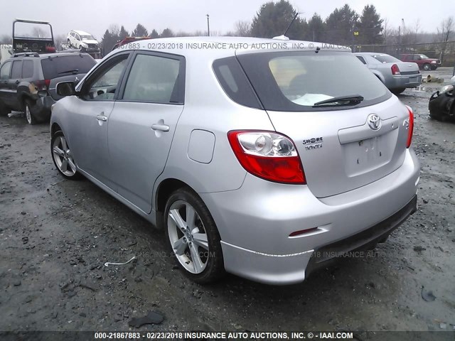 2T1KE40E49C020770 - 2009 TOYOTA COROLLA MATRIX S SILVER photo 3