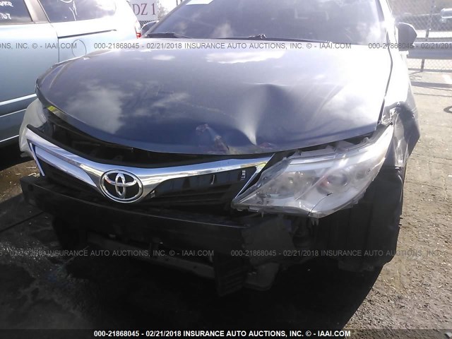 4T1BF1FK0DU228967 - 2013 TOYOTA CAMRY L/SE/LE/XLE 灰色 照片 6