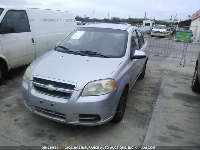 KL1TD56E19B381318 - 2009 CHEVROLET AVEO LS/LT SILVER photo 2