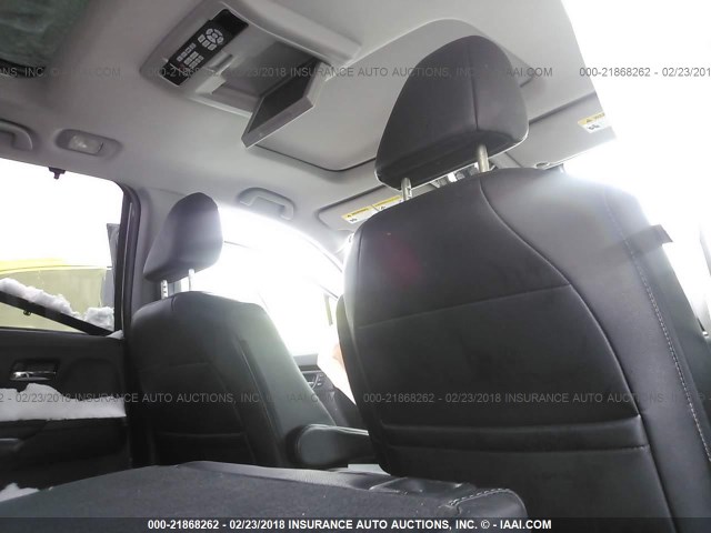 5FNYF6H00HB000019 - 2017 HONDA PILOT ELITE GRAY photo 8