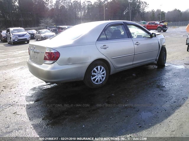 JTDBE32K163056661 - 2006 TOYOTA CAMRY LE/XLE GRAY photo 4