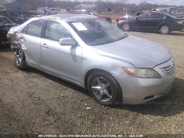 4T1BE46K57U586526 - 2007 TOYOTA CAMRY NEW GENERAT CE/LE/XLE/SE SILVER photo 1