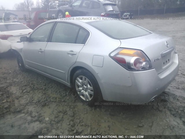 1N4AL2AP9BN416840 - 2011 NISSAN ALTIMA S SILVER photo 3