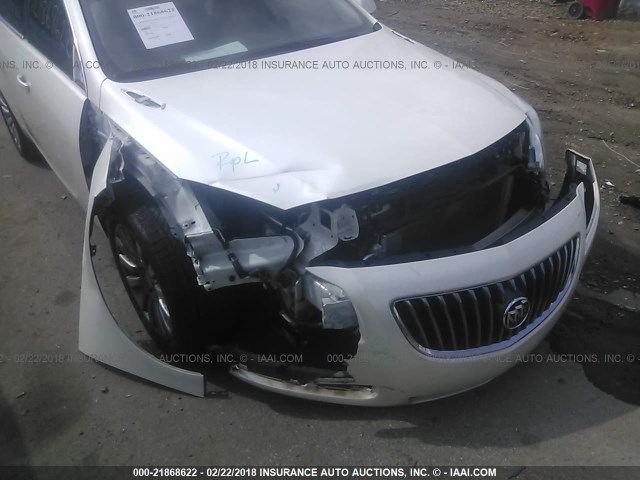 2G4GR5EK5C9144841 - 2012 BUICK REGAL WHITE photo 6