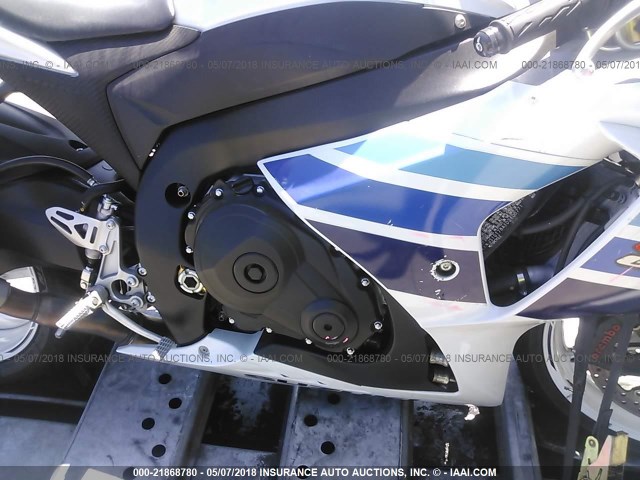 JS1GT78A1D2100771 - 2013 SUZUKI GSX-R1000 WHITE photo 8