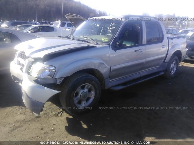 1FMZU77E33UA41060 - 2003 FORD EXPLORER SPORT TR  SILVER photo 2