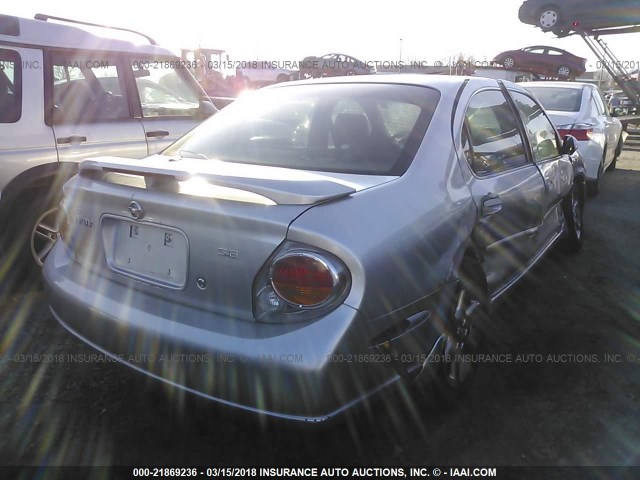 JN1DA31A63T408449 - 2003 NISSAN MAXIMA GLE/SE SILVER photo 4