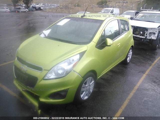 KL8CD6S93DC531819 - 2013 CHEVROLET SPARK 1LT GREEN photo 2