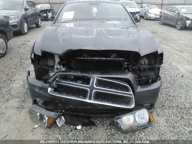 2C3CDXBG8DH663875 - 2013 DODGE CHARGER SE GRAY photo 6