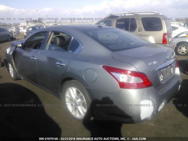 1N4AA51E09C857686 - 2009 NISSAN MAXIMA S/SV SILVER photo 3