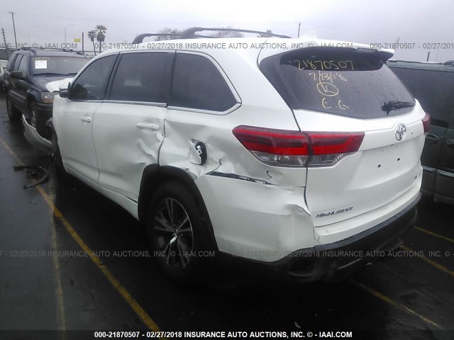 5TDBZRFH0HS429681 - 2017 TOYOTA HIGHLANDER LE/LE PLUS WHITE photo 3