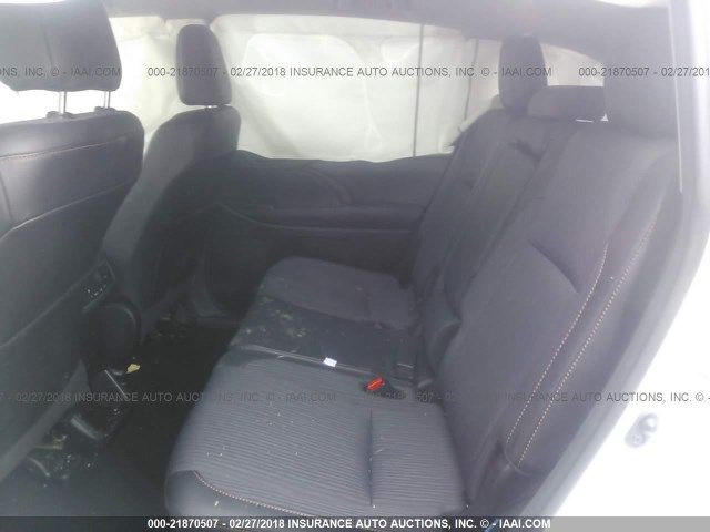 5TDBZRFH0HS429681 - 2017 TOYOTA HIGHLANDER LE/LE PLUS თეთრი ფოტო 8