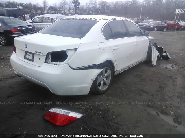 WBANF73527CU28548 - 2007 BMW 530 XI WHITE photo 4