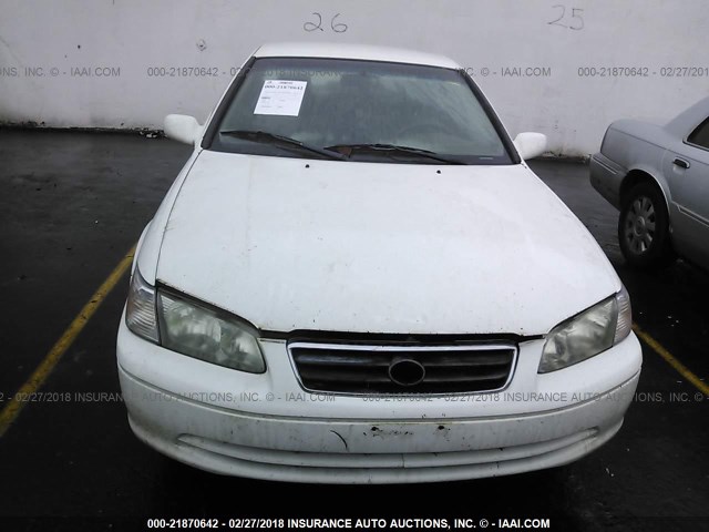 4T1BG22KXYU937114 - 2000 TOYOTA CAMRY CE/LE/XLE WHITE photo 6