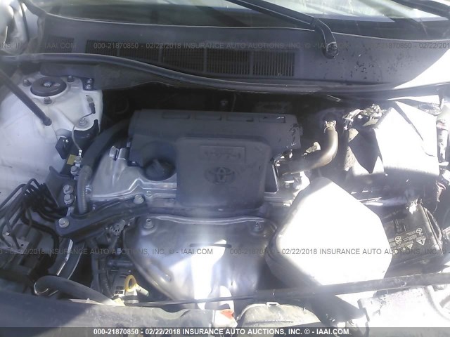4T1BF1FK9GU535350 - 2016 TOYOTA CAMRY LE/XLE/SE/XSE WHITE photo 10
