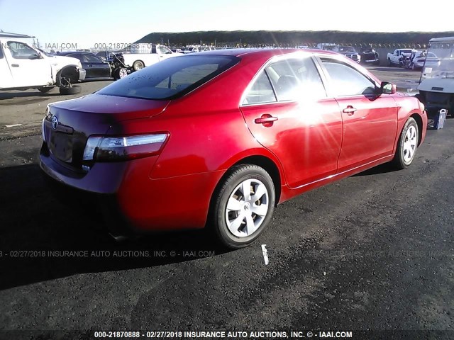 4T1BB46K09U079058 - 2009 TOYOTA CAMRY HYBRID RED photo 4