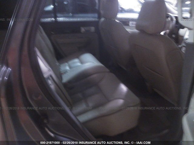 2LMDJ6JC2ABJ21252 - 2010 LINCOLN MKX GRAY photo 8