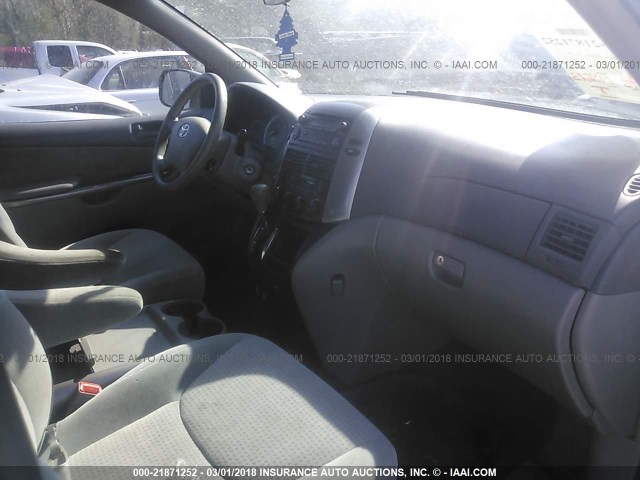 5TDZK23C87S032978 - 2007 TOYOTA SIENNA CE/LE GOLD photo 5