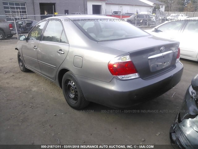 4T1BE32K56U703892 - 2006 TOYOTA CAMRY LE/XLE/SE GRAY photo 3