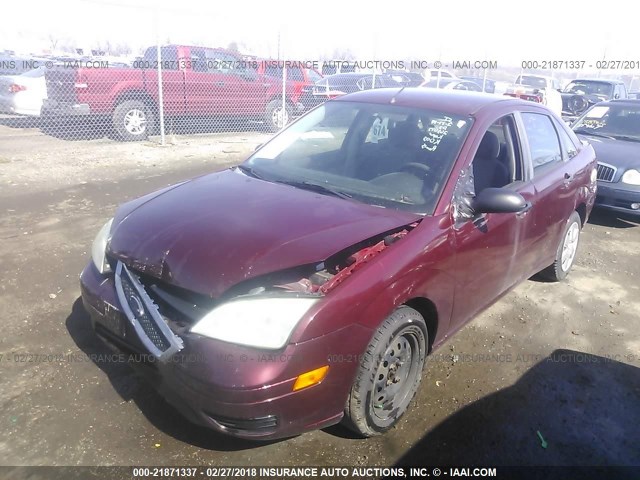 1FAFP34N97W263677 - 2007 FORD FOCUS ZX4/S/SE/SES RED photo 2