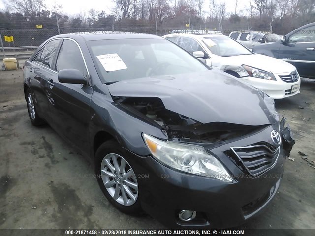 4T1BK3EK7BU632340 - 2011 TOYOTA CAMRY SE/LE/XLE GRAY photo 1