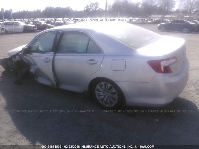 4T1BF1FK6DU239200 - 2013 TOYOTA CAMRY L/SE/LE/XLE SILVER photo 3