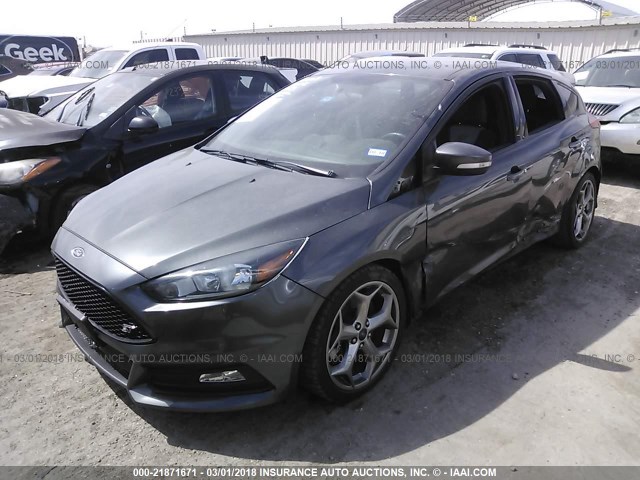 1FADP3L98FL356654 - 2015 FORD FOCUS ST GRAY photo 2