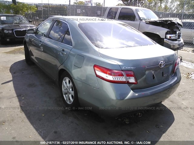4T1BF3EKXBU596311 - 2011 TOYOTA CAMRY SE/LE/XLE TEAL photo 3