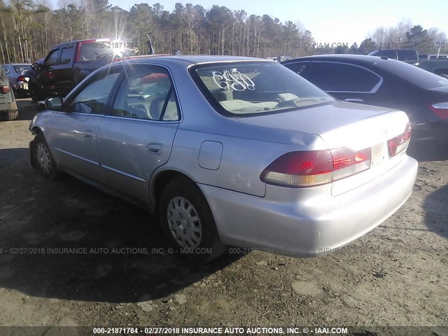 1HGCF86622A073407 - 2002 HONDA ACCORD VALUE SILVER photo 3