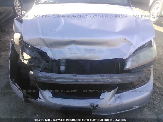 1HGCF86622A073407 - 2002 HONDA ACCORD VALUE SILVER photo 6